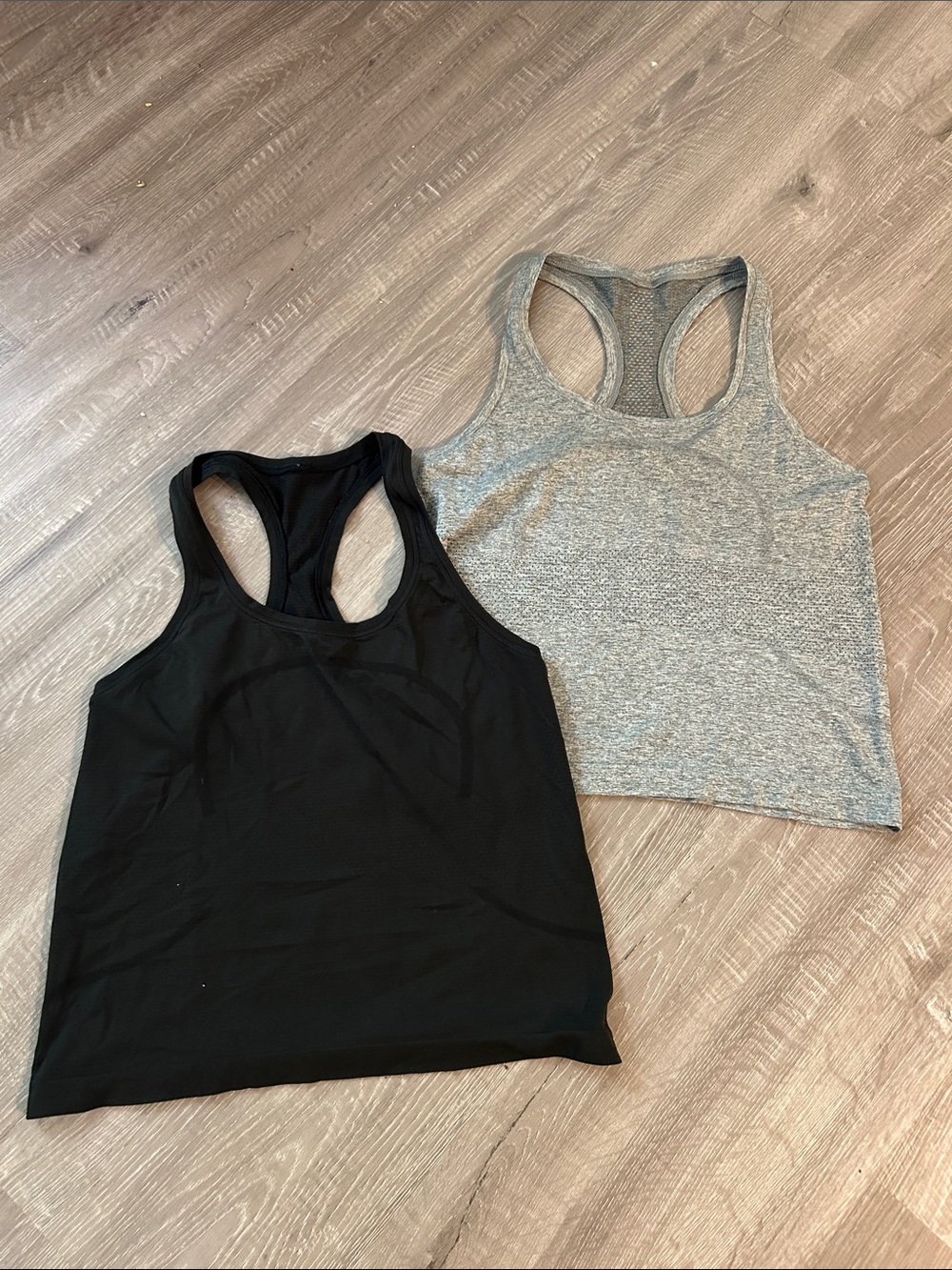 Lululemon Swiftly tech tank